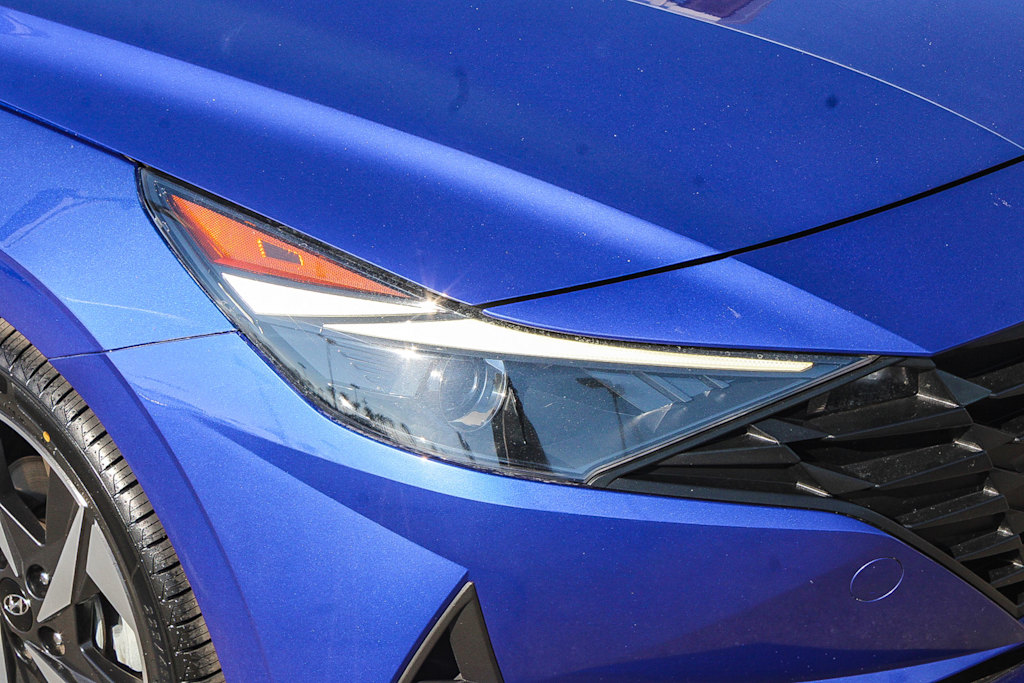 Thumbnail: 2023 Hyundai Elantra - 20