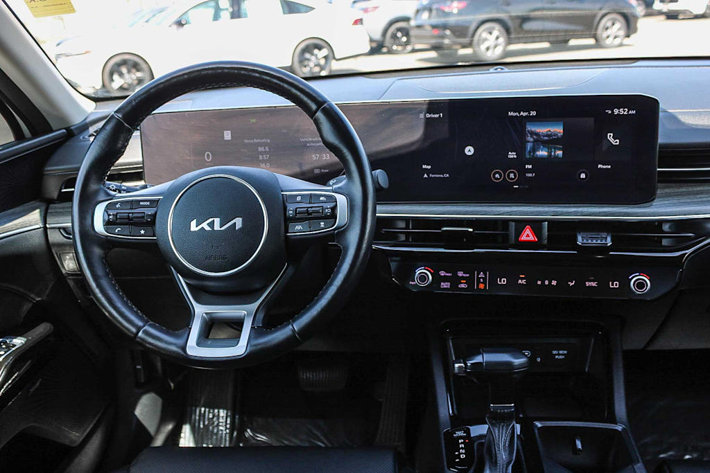 Thumbnail: 2025 Kia K5 - 8