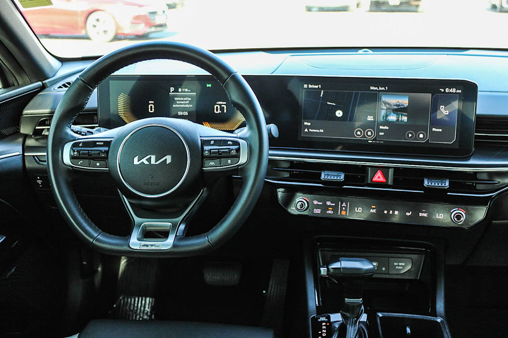 Thumbnail: 2025 Kia K5 - 9