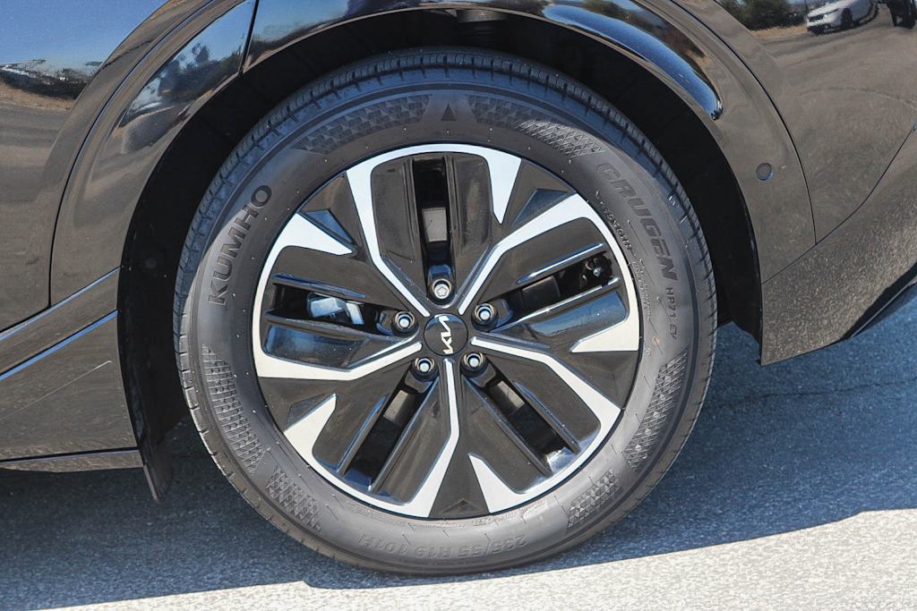 Thumbnail: 2024 Kia EV6 - 6