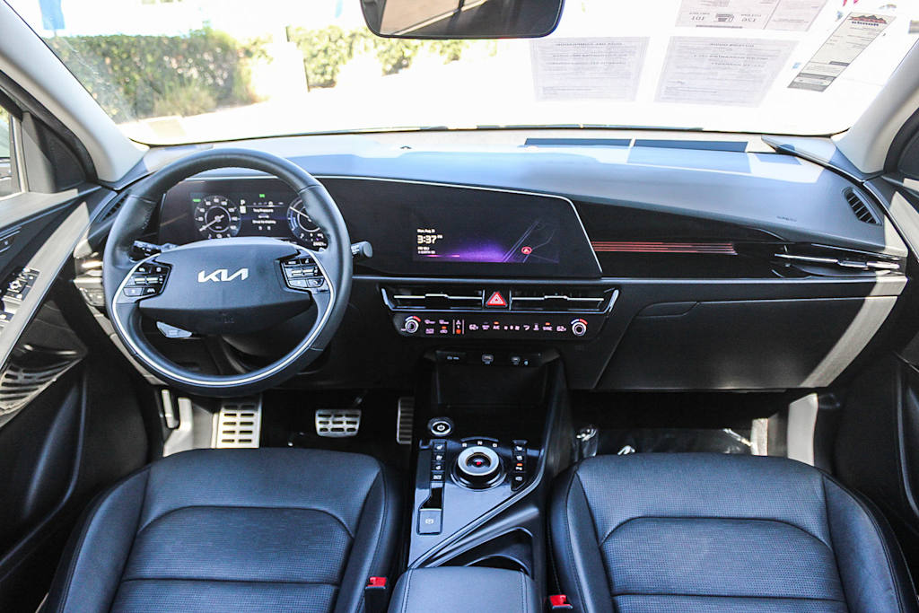Thumbnail: 2023 Kia Niro - 2