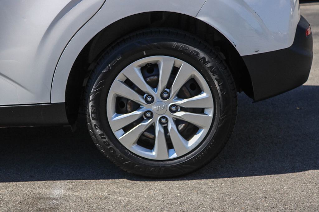 Thumbnail: 2021 Kia Soul - 6