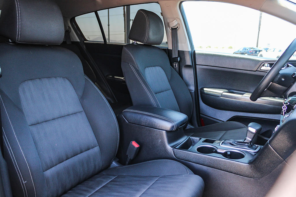 Thumbnail: 2020 Kia Sportage - 10