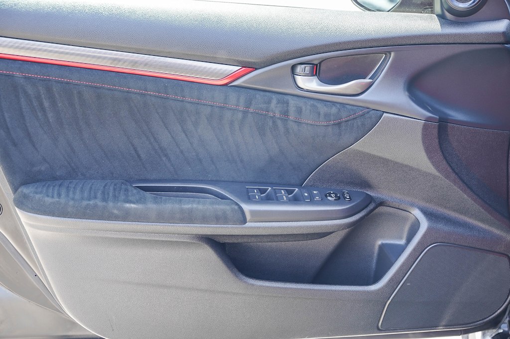 2021 Honda Civic Type R 25
