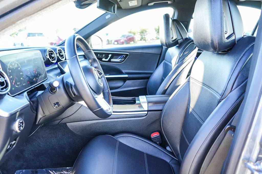 Thumbnail: 2024 Mercedes-Benz C-Class - 10