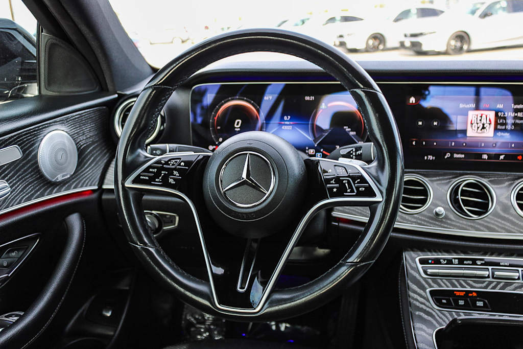Thumbnail: 2021 Mercedes-Benz E-Class - 13