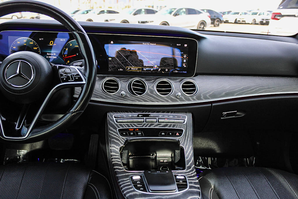 Thumbnail: 2021 Mercedes-Benz E-Class - 9