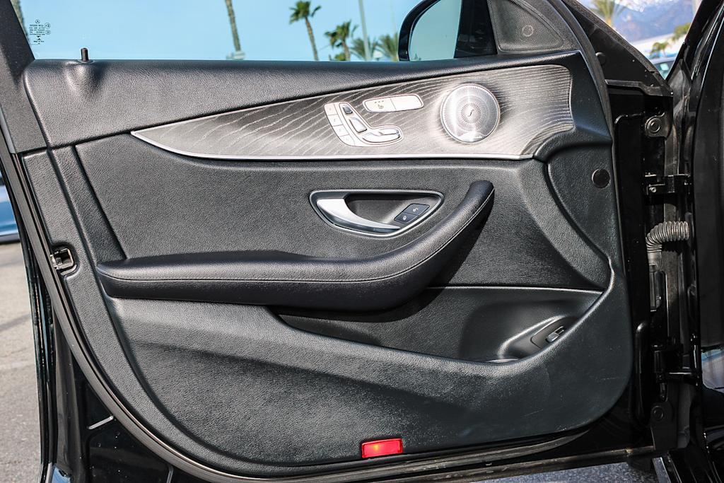Thumbnail: 2021 Mercedes-Benz E-Class - 24