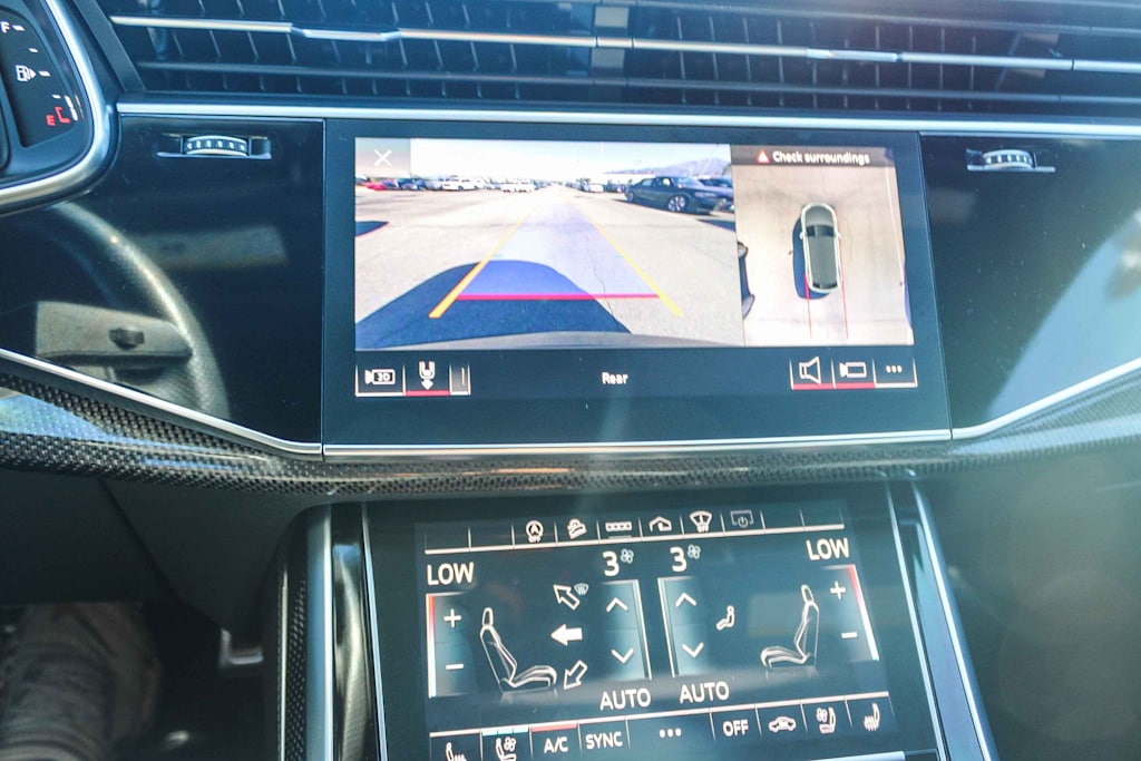 Thumbnail: 2021 Audi SQ8 - 22