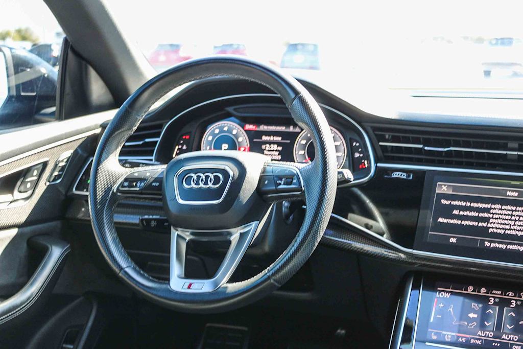 Thumbnail: 2021 Audi SQ8 - 8