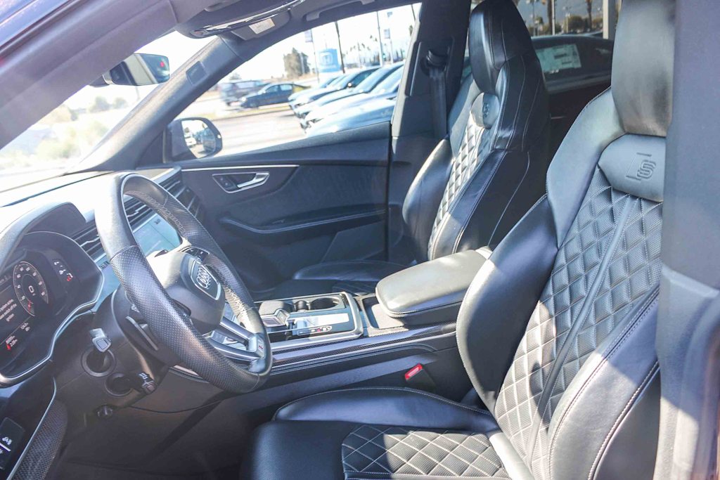 Thumbnail: 2021 Audi SQ8 - 10