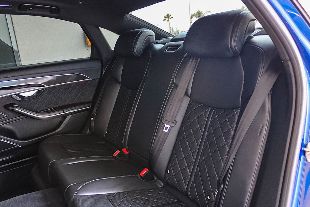 Thumbnail: 2024 Audi S8 - 12