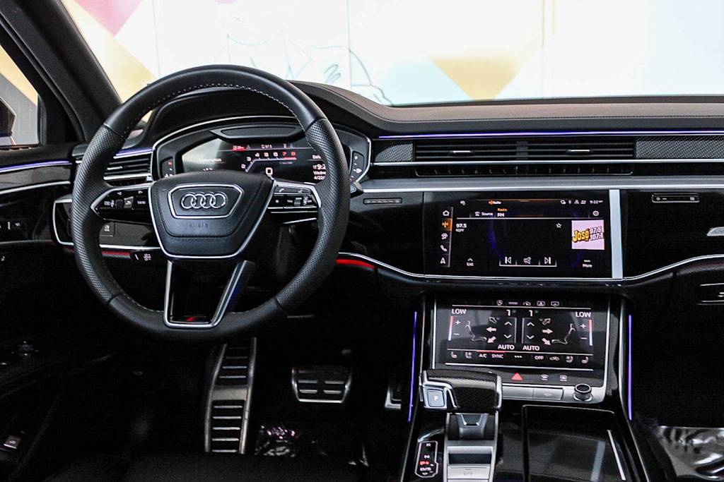 Thumbnail: 2024 Audi S8 - 9