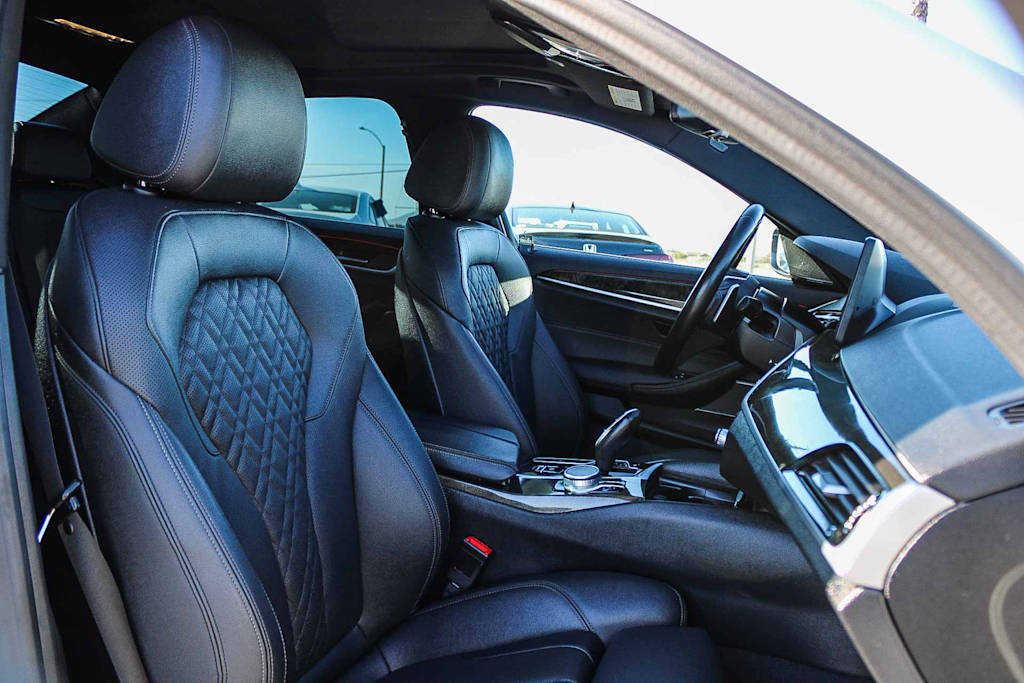 Thumbnail: 2021 BMW 5 Series - 9