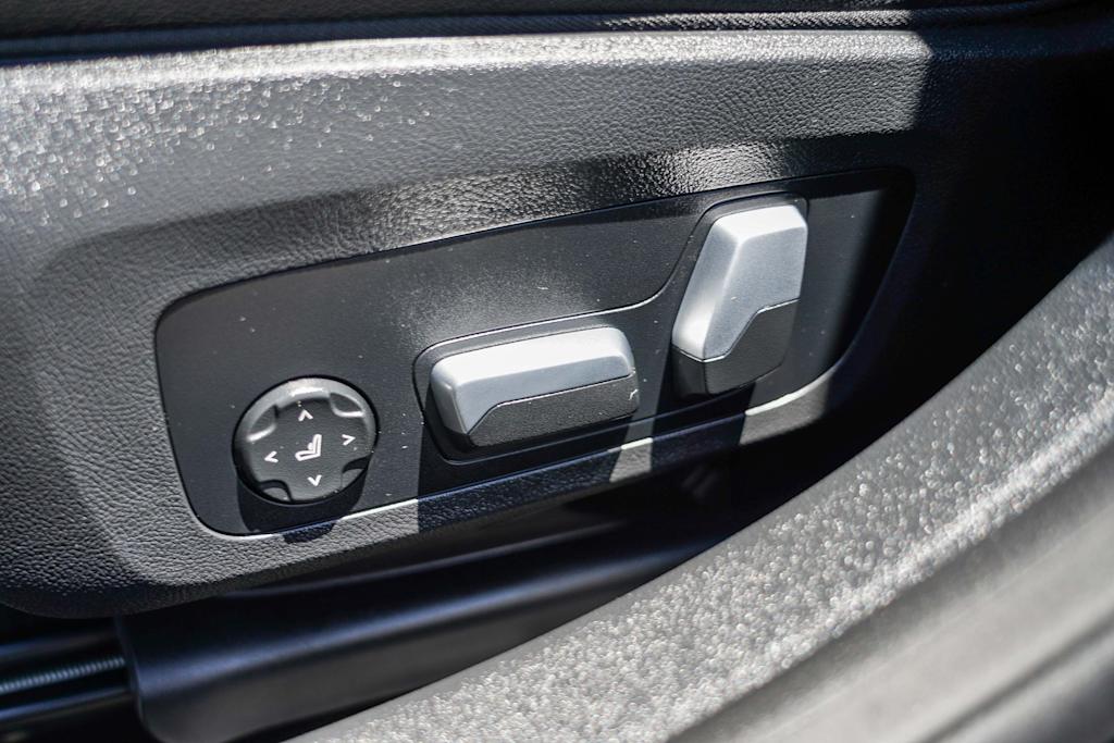 Thumbnail: 2024 BMW 4 Series - 21