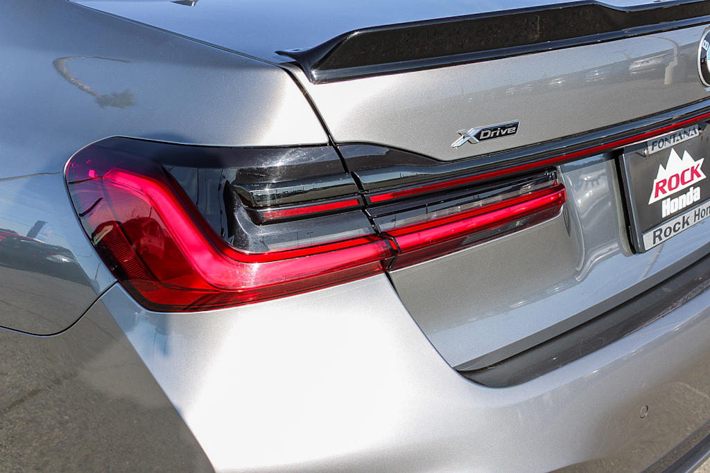 Thumbnail: 2022 BMW 7 Series - 21