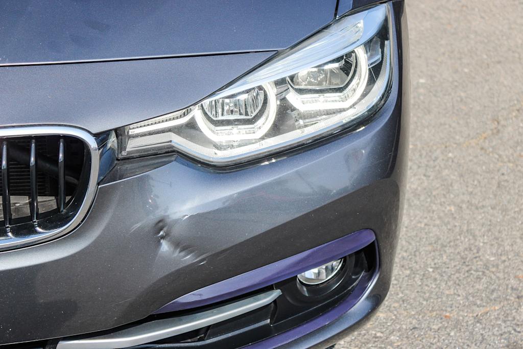 Thumbnail: 2018 BMW 3 Series - 6