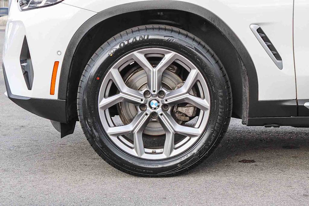 Thumbnail: 2023 BMW X3 - 22