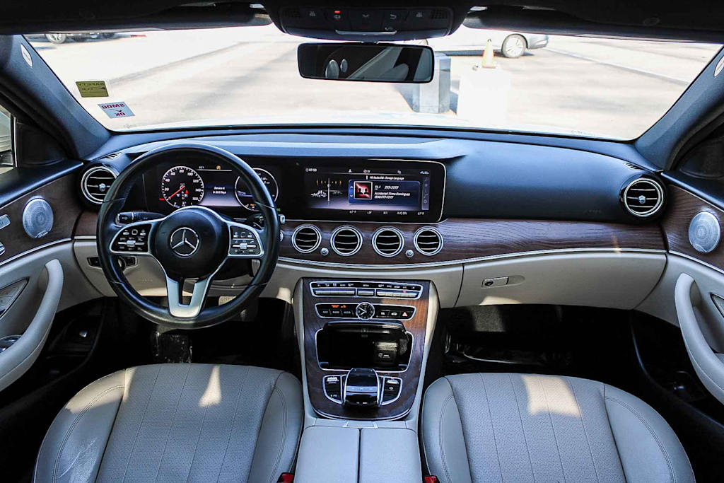 Thumbnail: 2020 Mercedes-Benz E-Class - 2