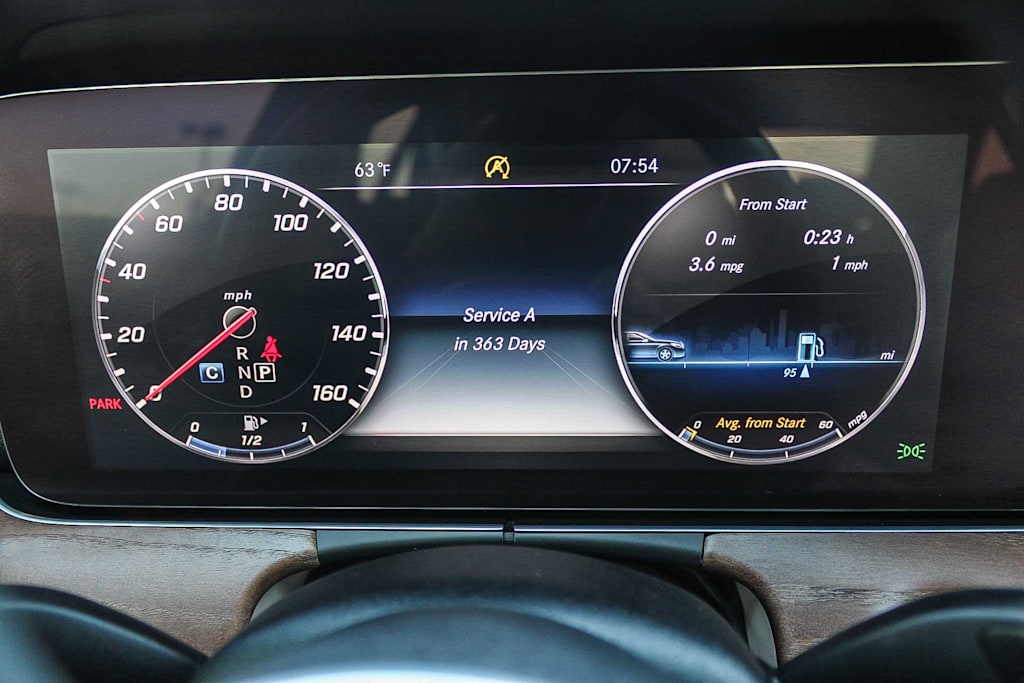 Thumbnail: 2020 Mercedes-Benz E-Class - 16