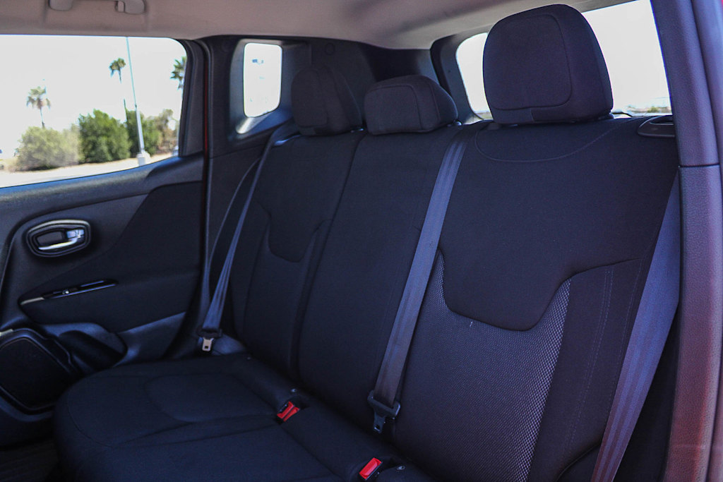 Thumbnail: 2020 Jeep Renegade - 11