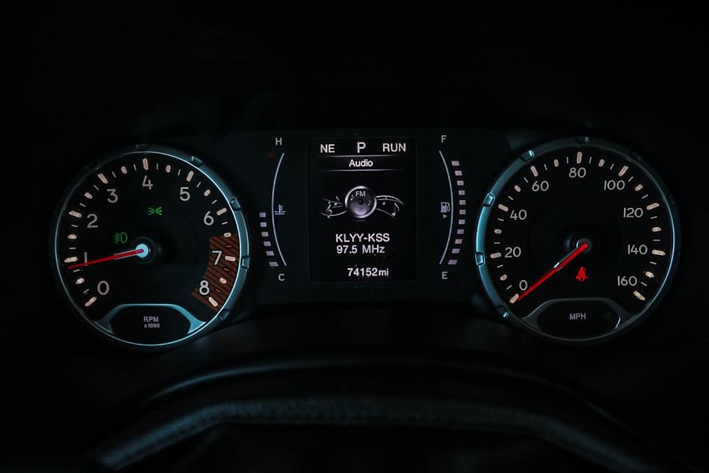 Thumbnail: 2020 Jeep Renegade - 15
