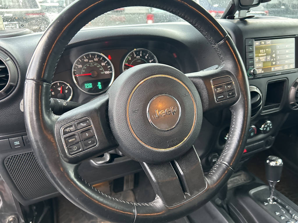 Thumbnail: 2018 Jeep Wrangler - 12