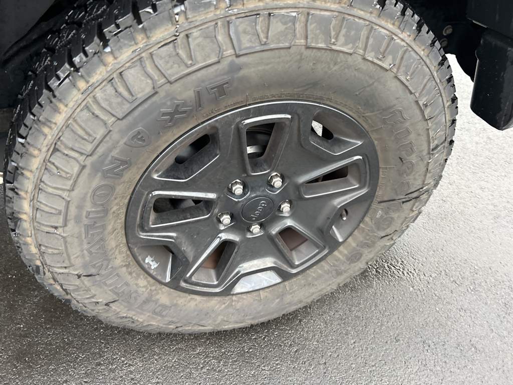 Thumbnail: 2018 Jeep Wrangler - 25