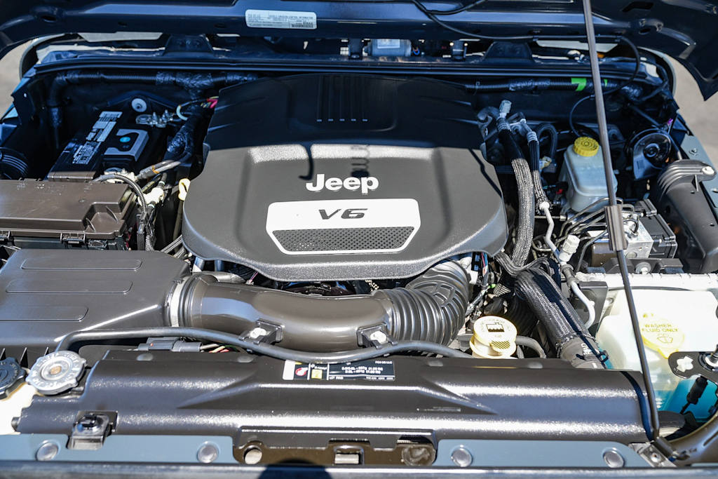 Thumbnail: 2017 Jeep Wrangler - 6
