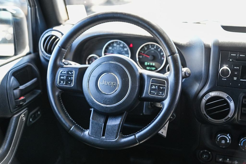Thumbnail: 2017 Jeep Wrangler - 9