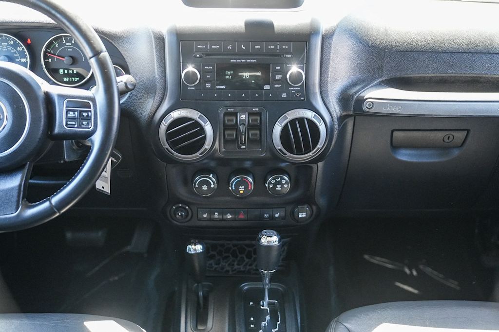 Thumbnail: 2017 Jeep Wrangler - 7