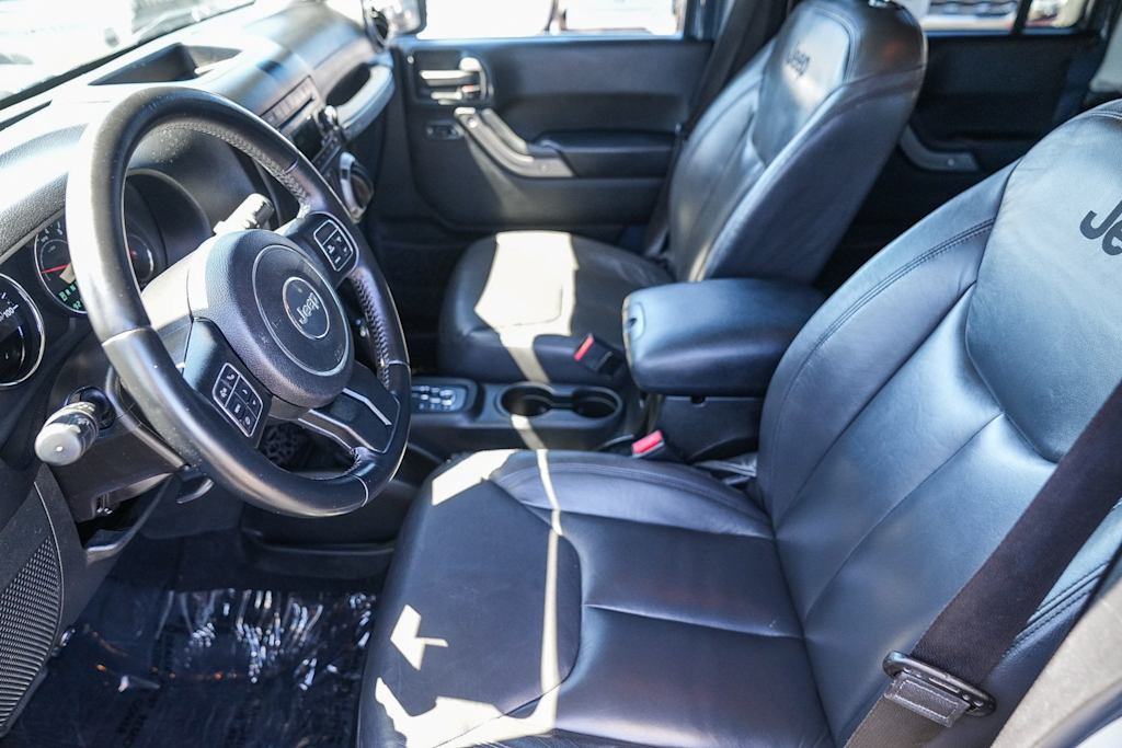 Thumbnail: 2017 Jeep Wrangler - 8