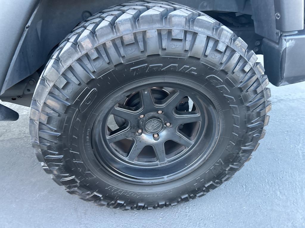 Thumbnail: 2017 Jeep Wrangler - 26