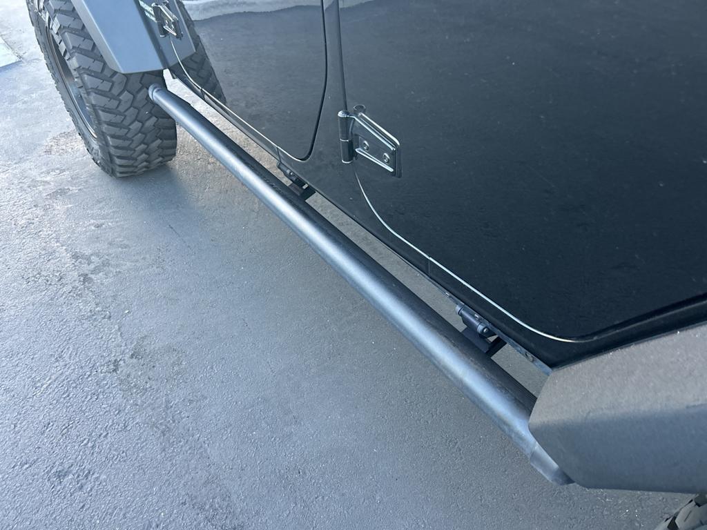 Thumbnail: 2017 Jeep Wrangler - 31