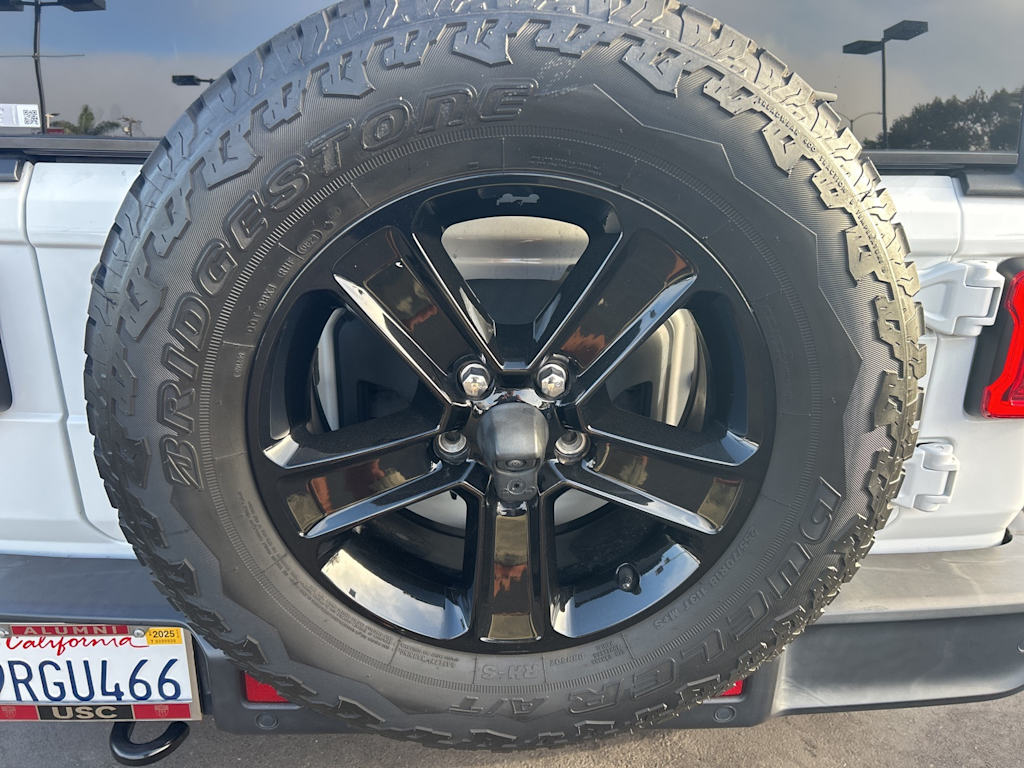 Thumbnail: 2021 Jeep Wrangler - 28