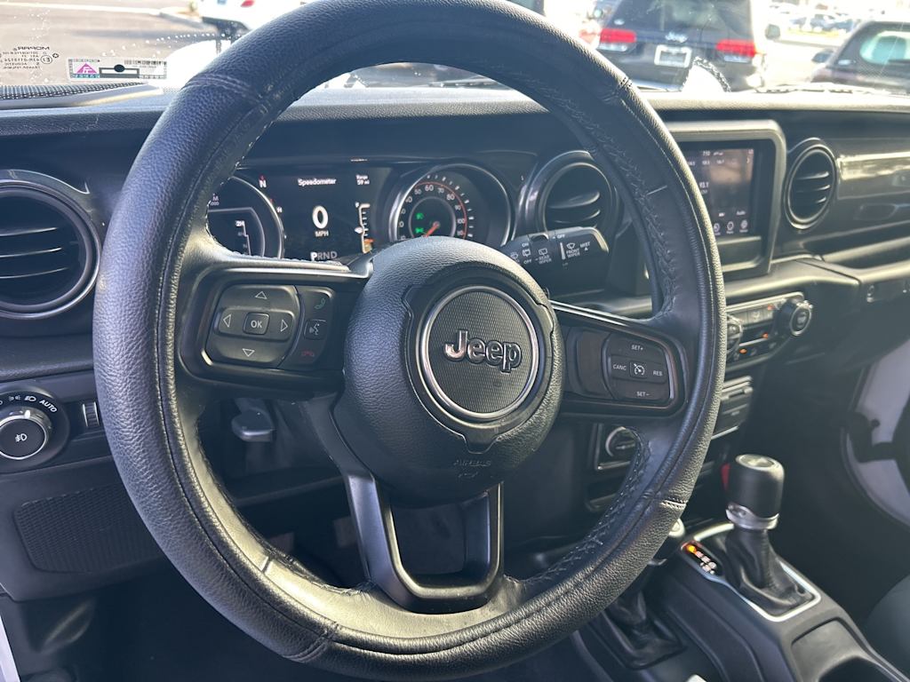 Thumbnail: 2021 Jeep Wrangler - 14