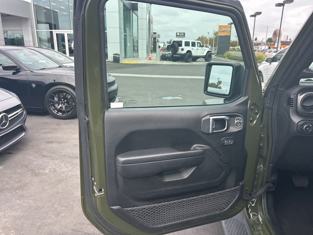 Thumbnail: 2023 Jeep Wrangler - 28
