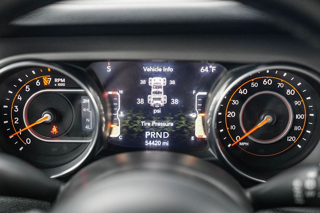 Thumbnail: 2021 Jeep Wrangler - 16