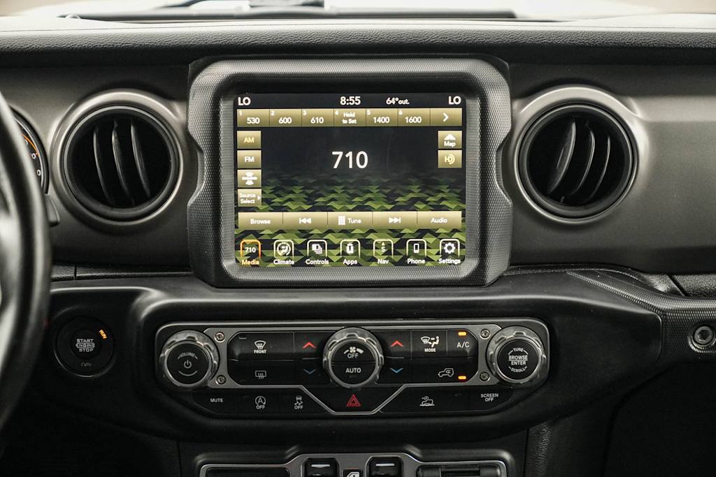 Thumbnail: 2021 Jeep Wrangler - 22