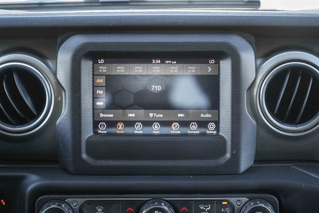 Thumbnail: 2020 Jeep Wrangler - 20