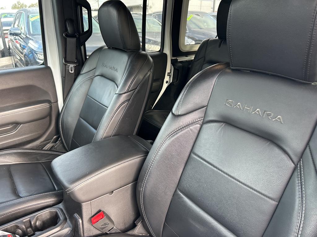 Thumbnail: 2019 Jeep Wrangler - 9