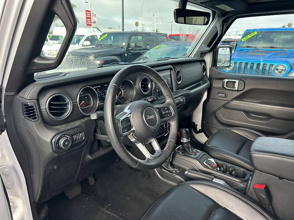 Thumbnail: 2019 Jeep Wrangler - 2