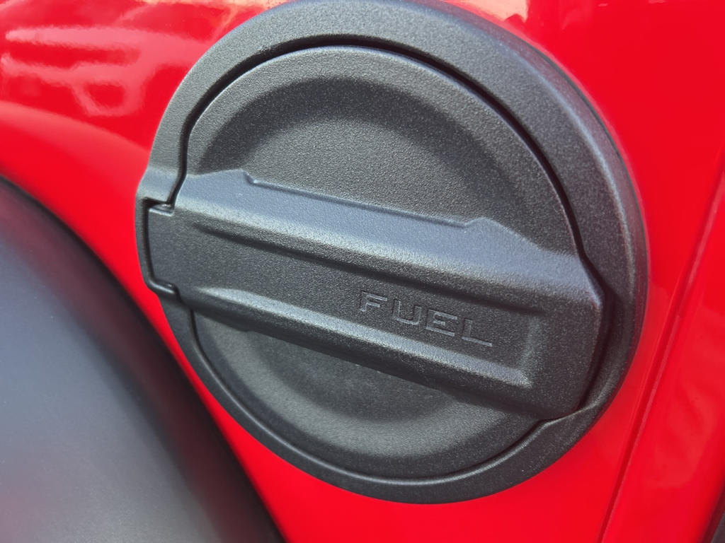 Thumbnail: 2021 Jeep Wrangler - 31