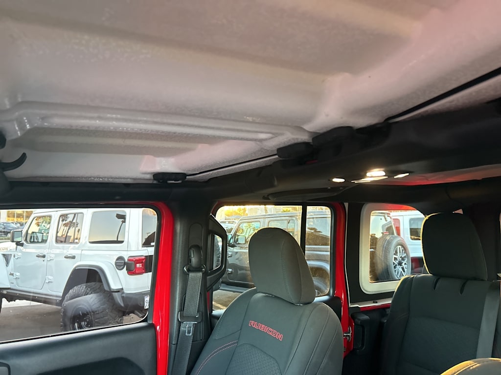 Thumbnail: 2021 Jeep Wrangler - 38