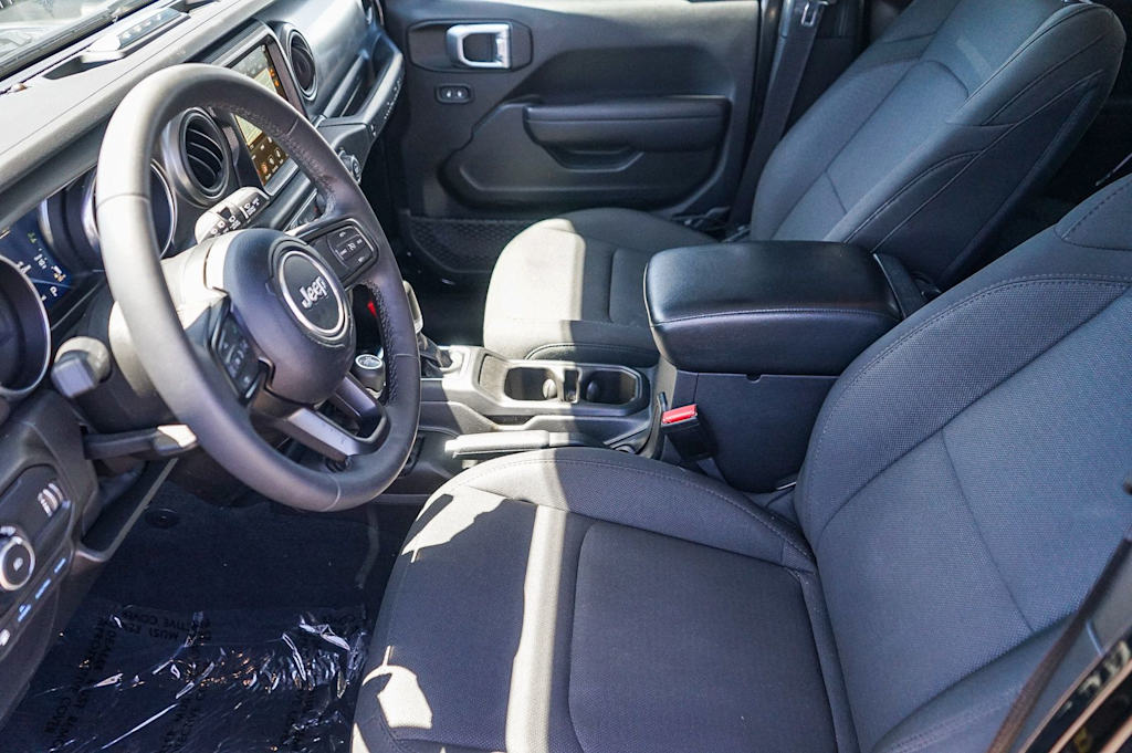 Thumbnail: 2023 Jeep Wrangler - 7