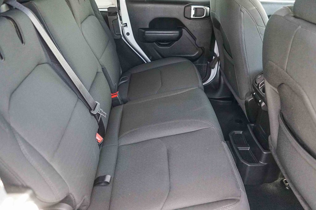 Thumbnail: 2023 Jeep Wrangler - 10