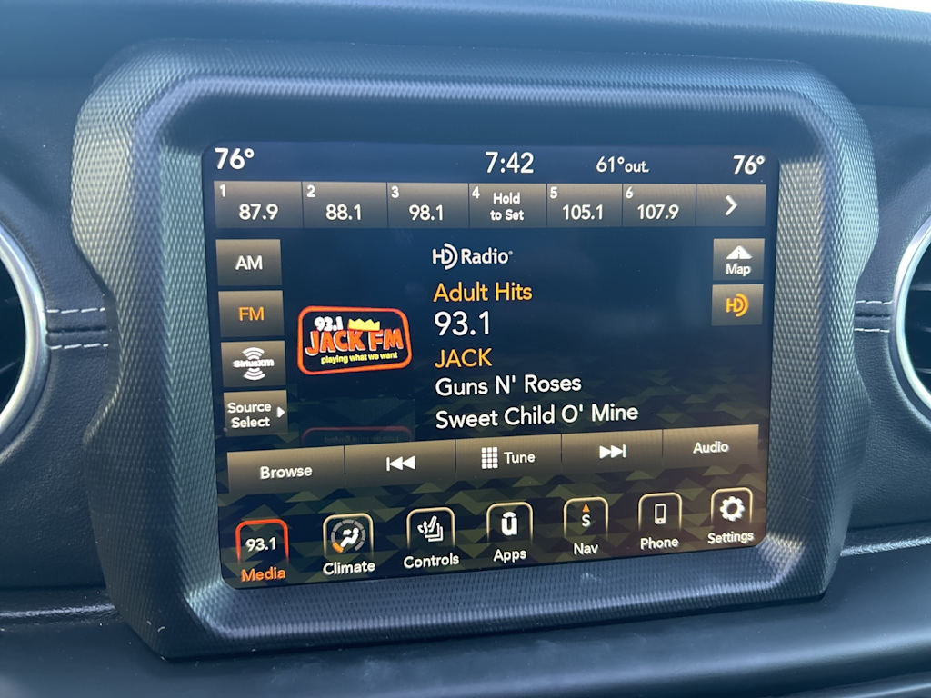 Thumbnail: 2023 Jeep Wrangler - 13