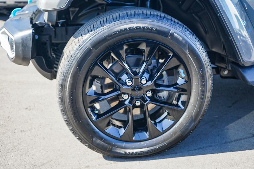 Thumbnail: 2023 Jeep Wrangler - 6