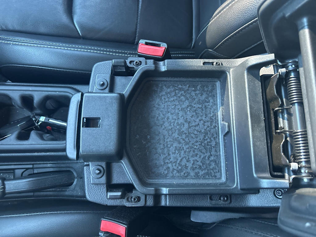 Thumbnail: 2023 Jeep Wrangler - 46