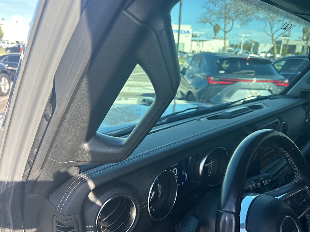 Thumbnail: 2023 Jeep Wrangler - 29